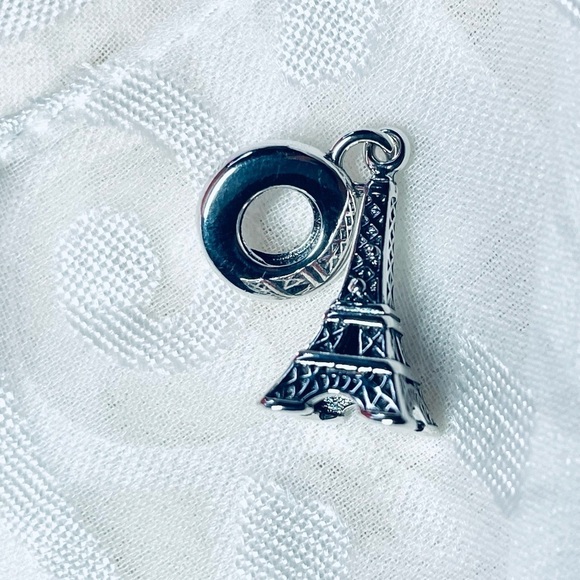 🗼NWOT Eiffel Tower Charm – Paris / France 🗼 - Picture 9 of 11